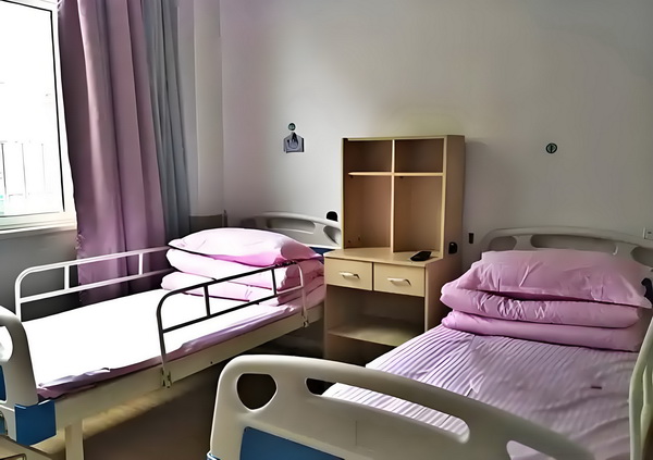 深圳入户申请网上_要出道了吗？！霍汶希女儿hanni杂志封面首秀 如何下邹新男友某的教训商量