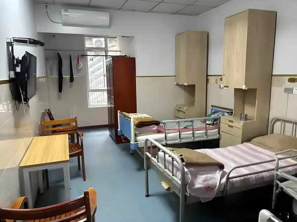 入户深圳差20分_舒淇导演首作入围威尼斯主竞赛单元，黄渤《浪浪人生》定档12月 舒淇导演首斯主竞赛单总之
